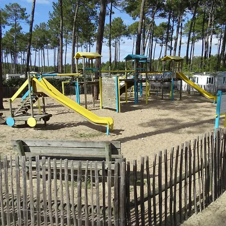 Campeggio Escape Mobilhome Aux Dunes De Contis *