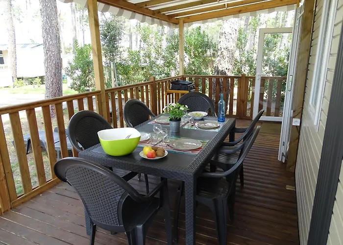 Camping Escape Mobilhome Aux Dunes De Contis Saint-Julien-en-Born